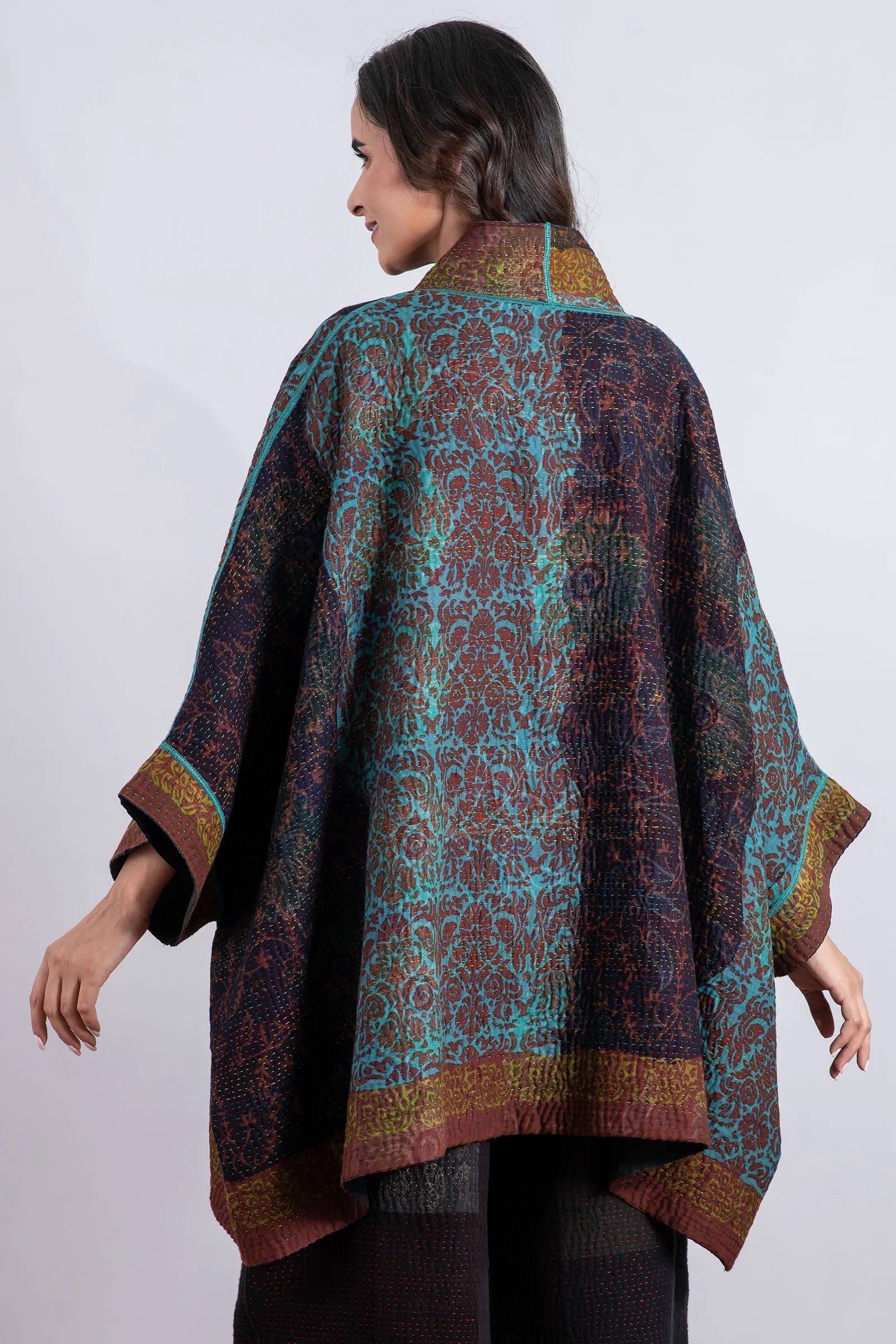 BAGH PRINT KANTHA DOUBLE COLLAR PONCHO