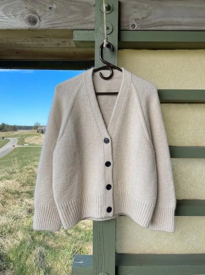 Champagne Cardigan by PetiteKnit, No 2   Silk mohair kit