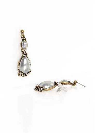 Cheap Glamorous Vintage Style Pearl Earrings With Shining Rhinestones