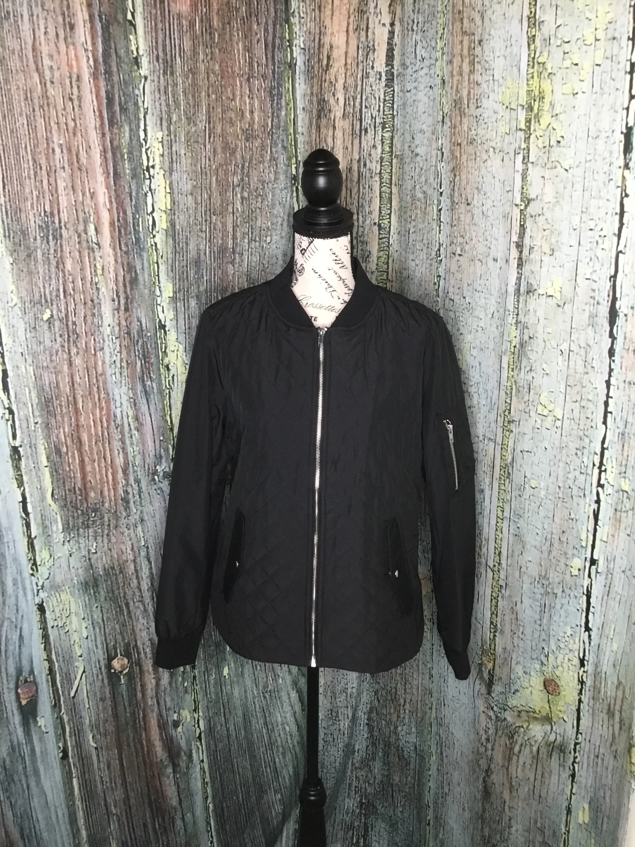 Clearance Charles River black quilted jacket size medium