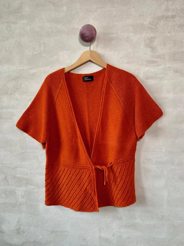 Lido wrap cardigan by Hanne Falkenberg, No 21 knitting kit