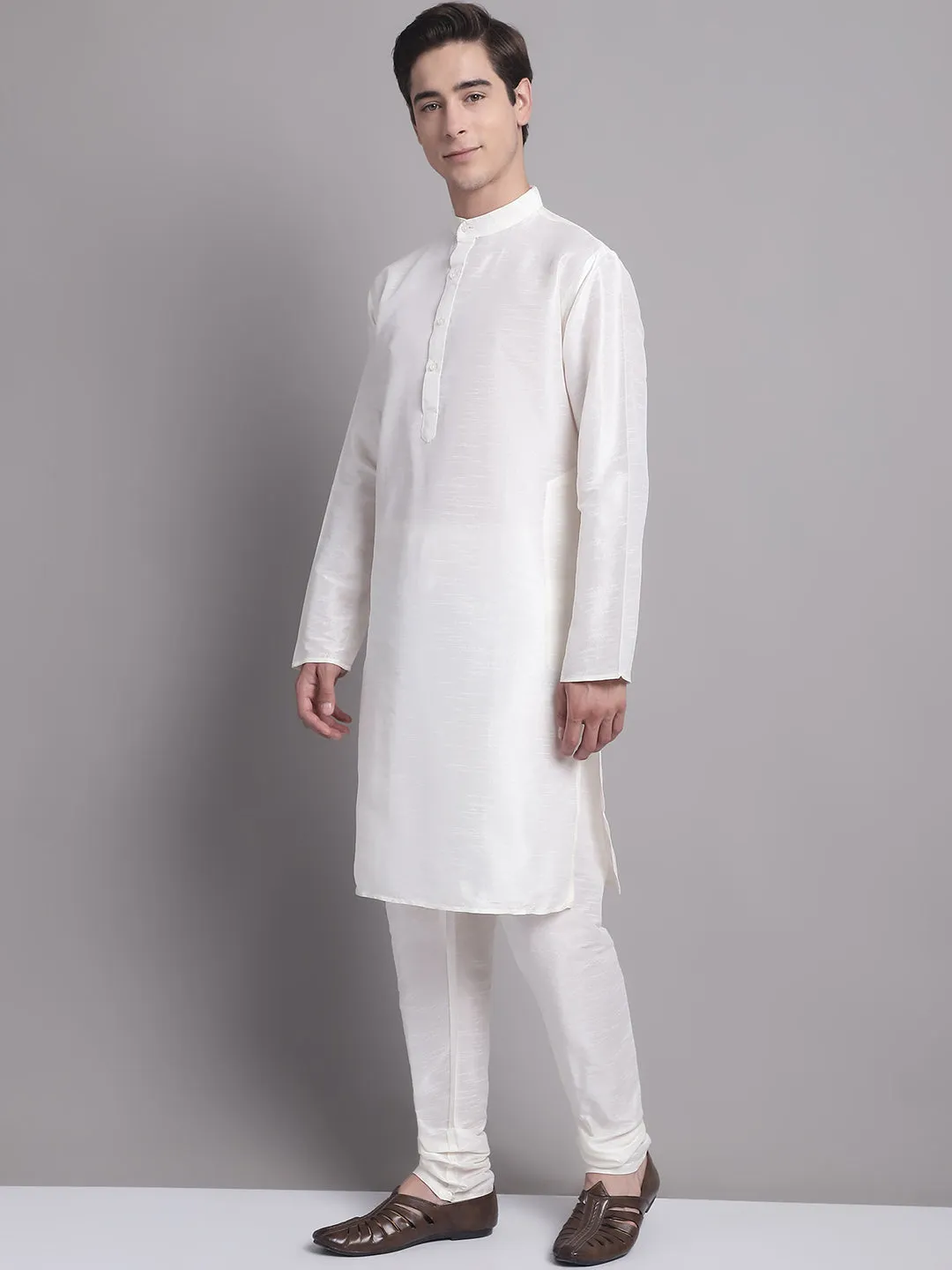 Men's Grey Sequins and Embroidred Nehru Jacket With Solid Kurta Pyjama.