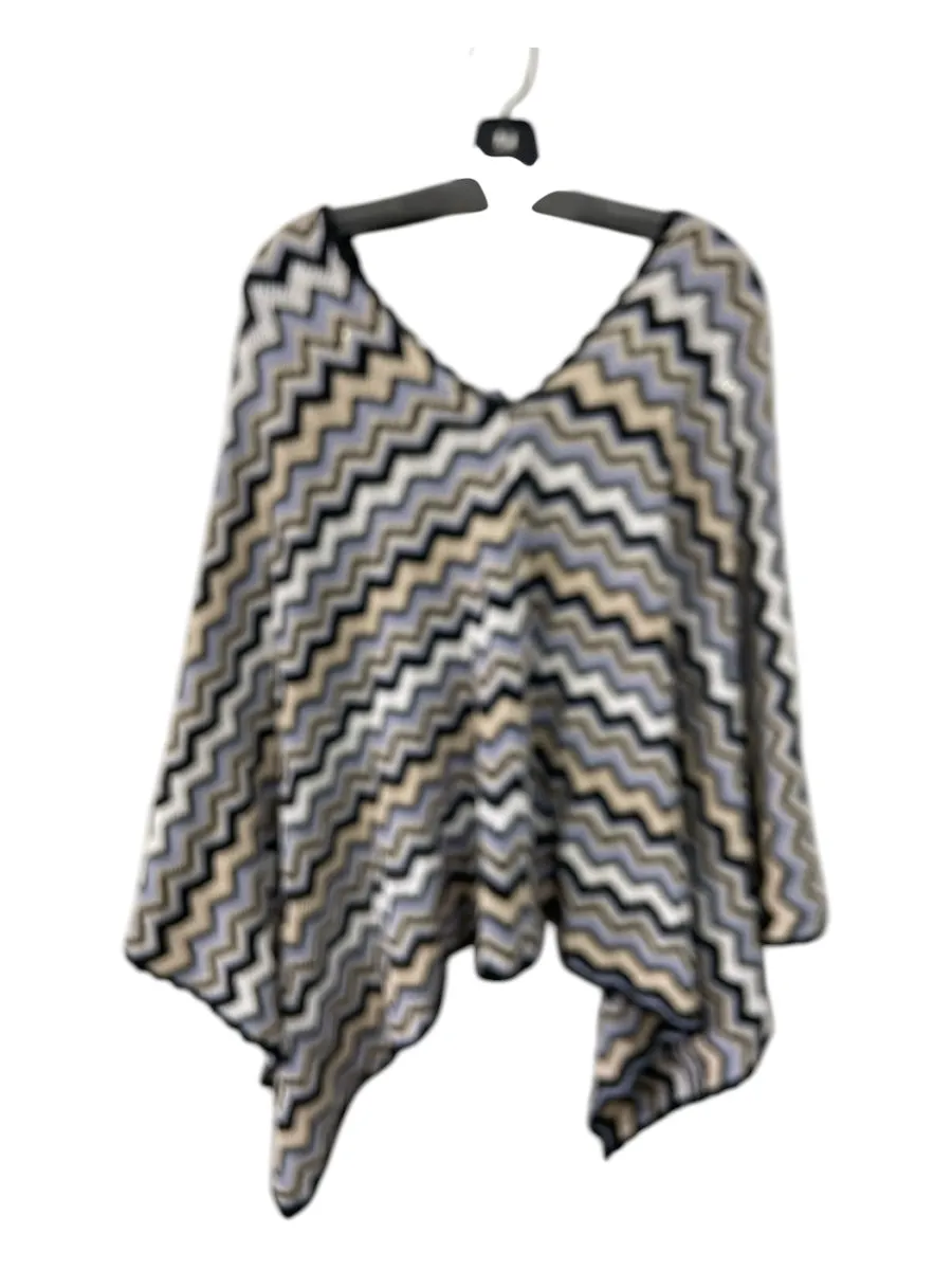 Minnie Rose Cream, Black & Blue Cotton & Nylon Zig Zag Stitch Scalloped Poncho