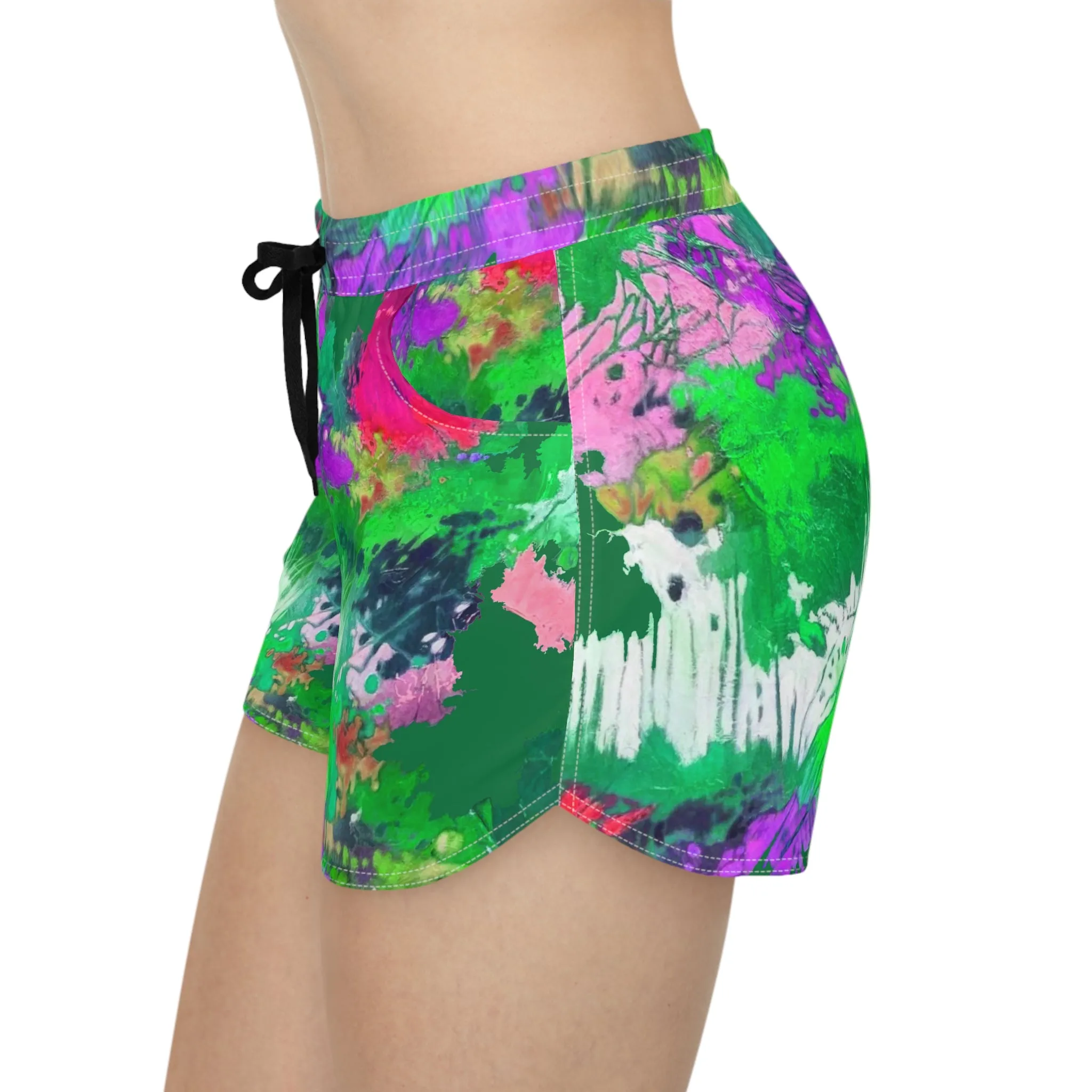 NATURALEZA. Women's Casual Shorts (AOP)