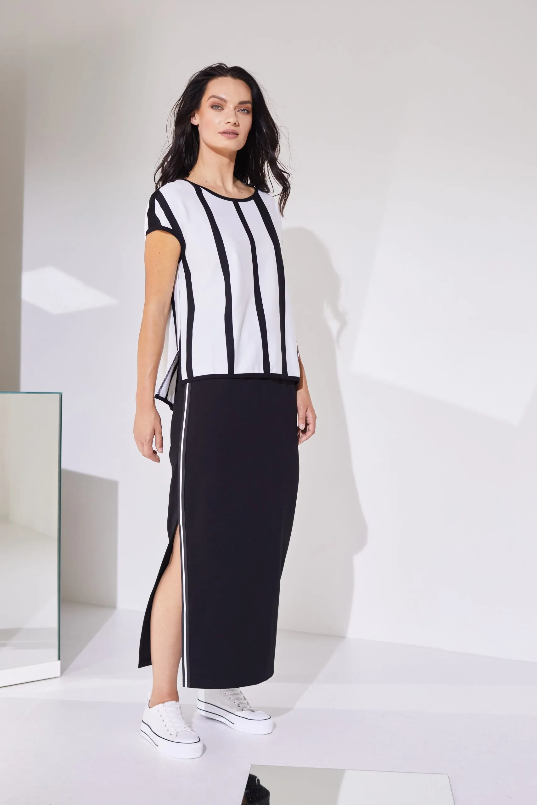 Naya Long jersey skirt with trim Nas24235