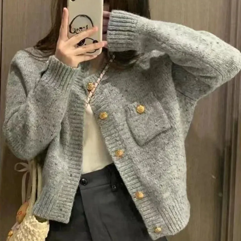 O-Neck Knitted Cardigan Women Light Gray Gold Button Sweater Cardigan Female Long Sleeved Knitted Loose Cardigan Autumn Winter