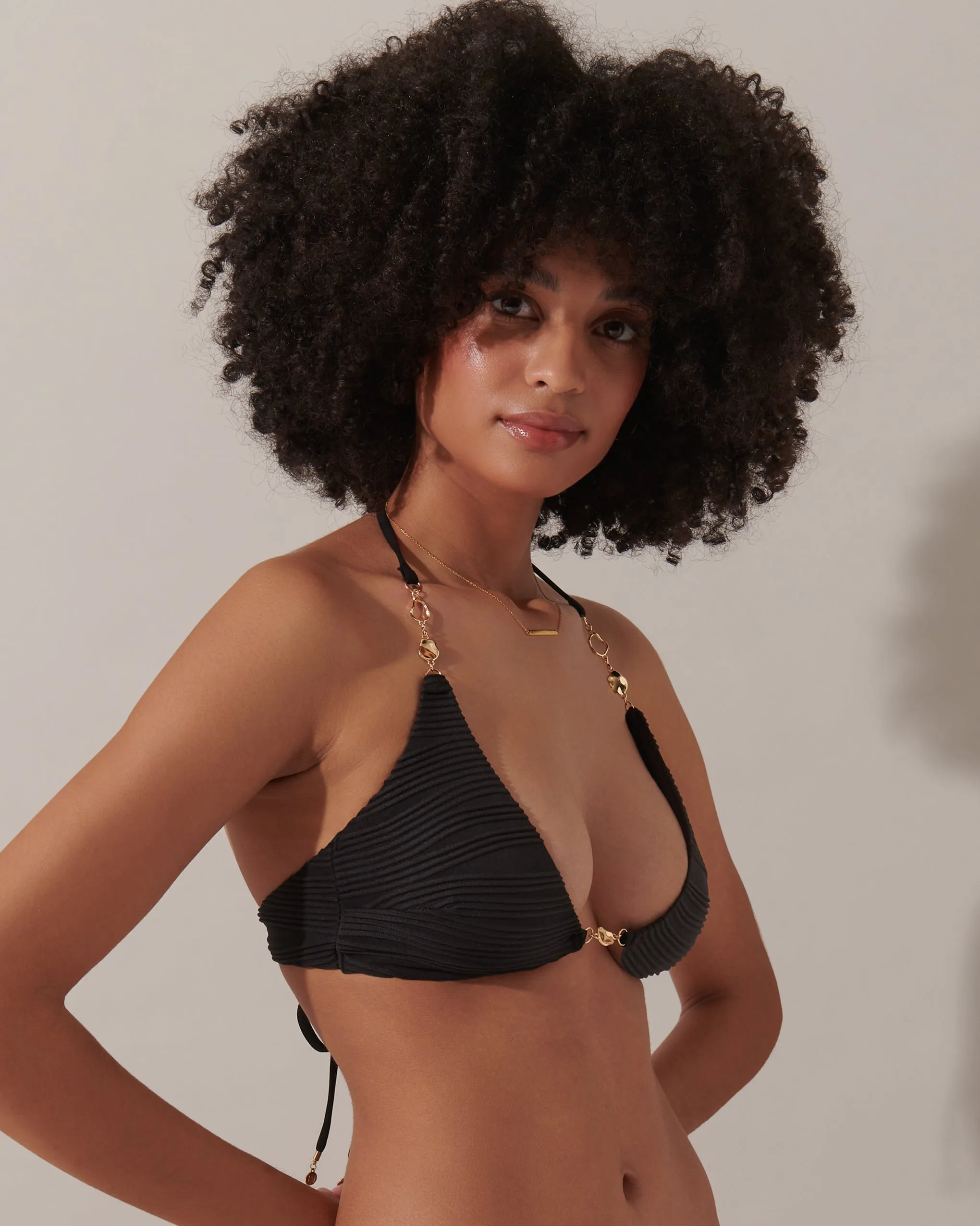 Orta Triangle Bikini Top Black