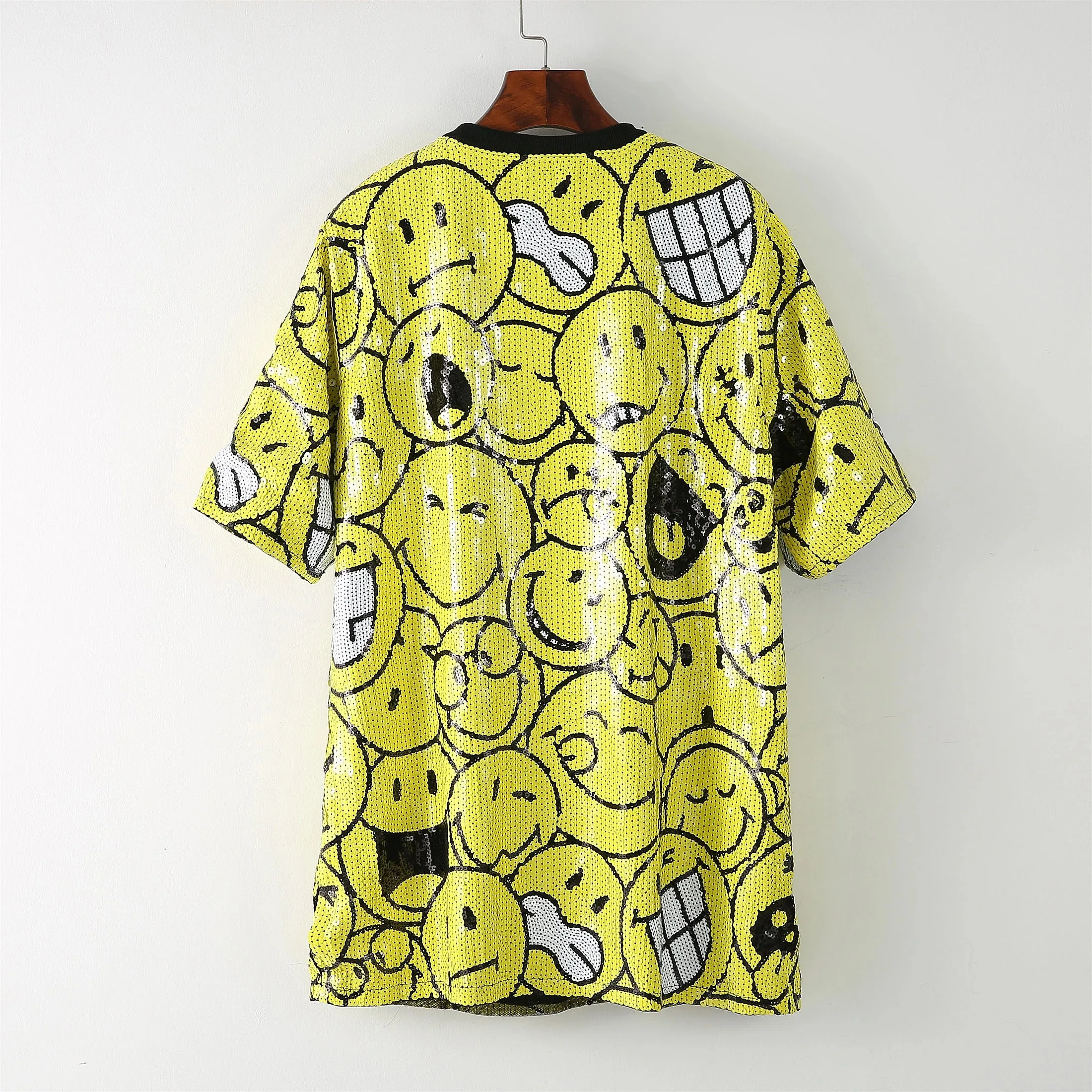 Pre Order:  Emoticons Short Sleeves Sequined T-Shirt