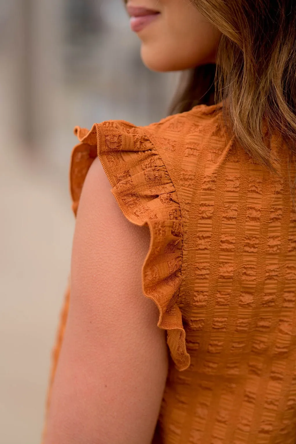 Subtle Textured Flutter Trim Tank