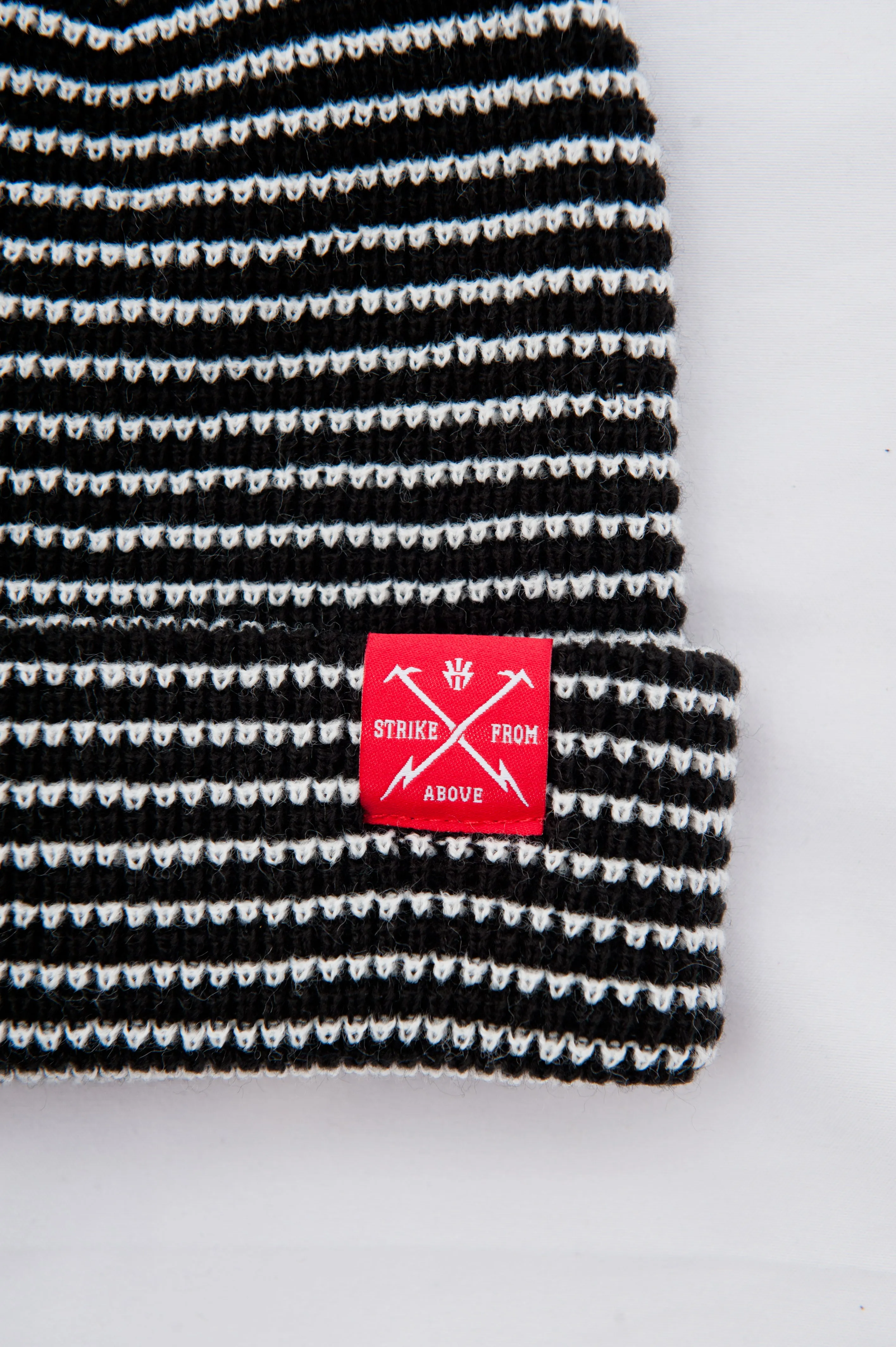 The Steamer - Black & White Beanie