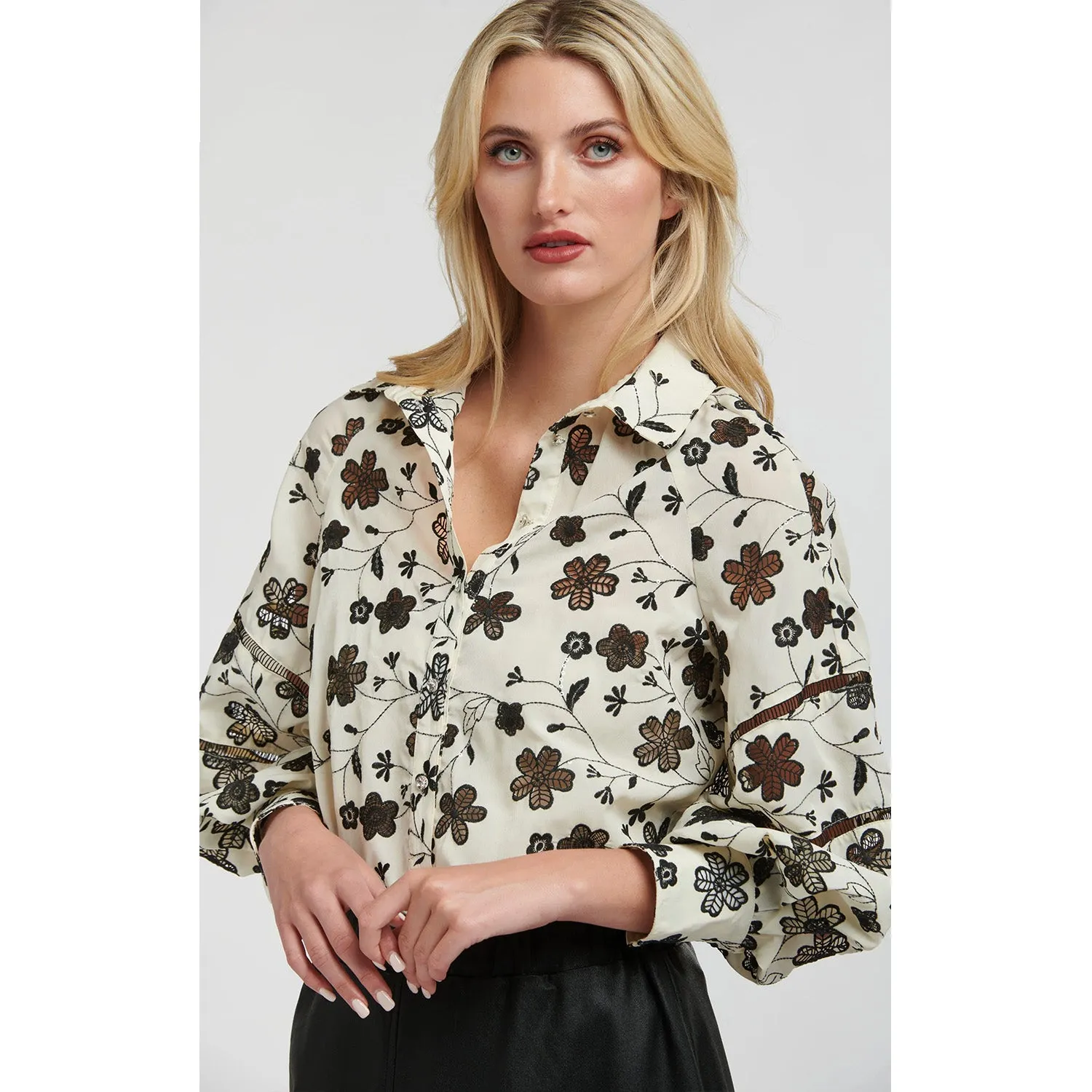 Top Charlotte Embroidered Shirt - Natural Black