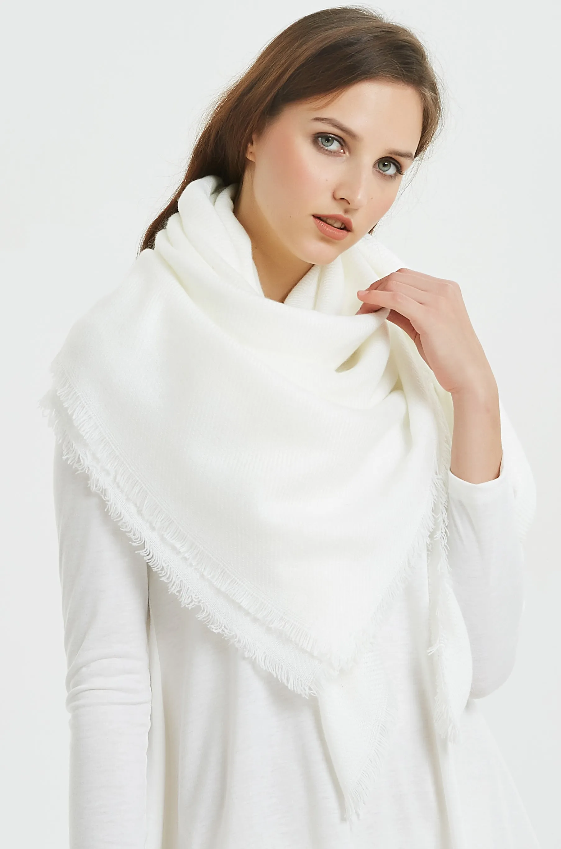 VIVIAN & VINCENT Soft Classic Luxurious Blanket Solid Color Square Scarf Wrap